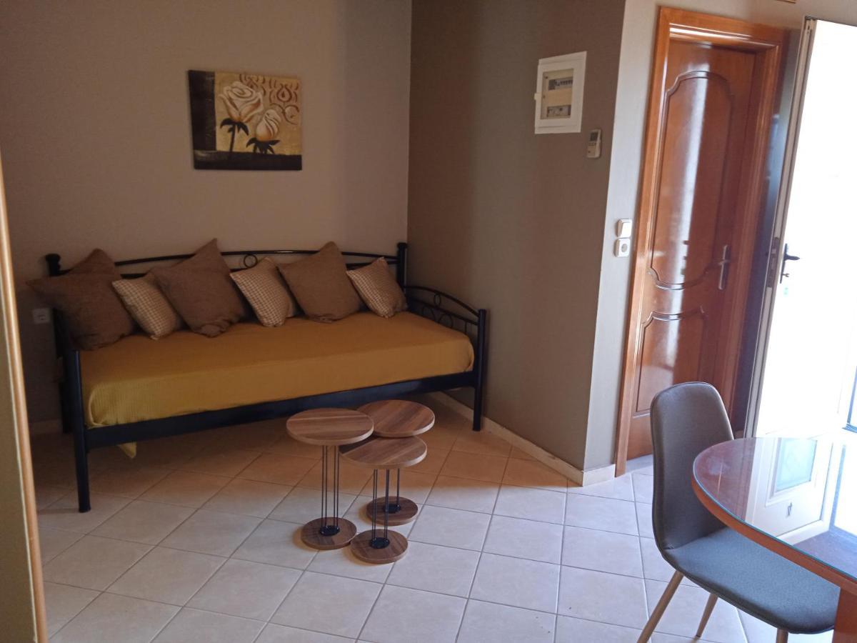 Katerina House Apartment Finikounta Ngoại thất bức ảnh