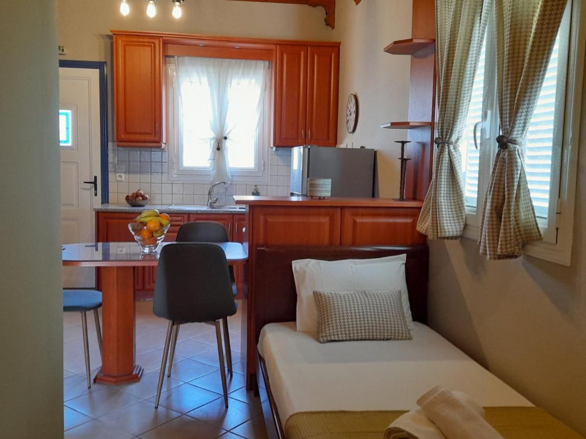 Katerina House Apartment Finikounta Ngoại thất bức ảnh
