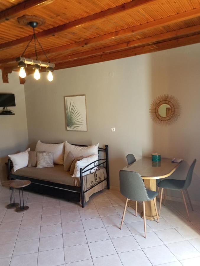 Katerina House Apartment Finikounta Ngoại thất bức ảnh